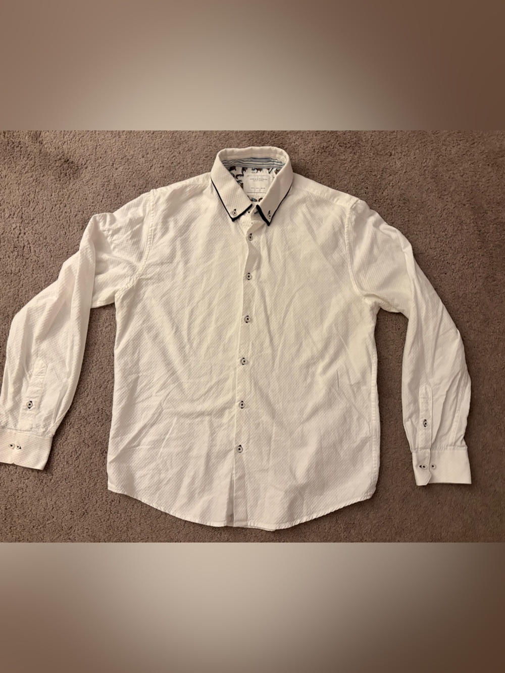 Denim & Flower White Men's Long-Sleeve Button Shirt with Black Trim